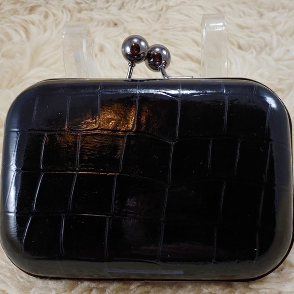 FARNINE Black Croc Skin Twist snap enclosure - Picture 5 of 13